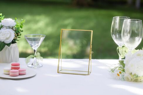 إطار صورة عائم مثمن ذهبي عتيق من FISCRAT مقاس 4x6 بوصة - إطار زجاجي مزدوج الطبقة منقوش مع سلسلة معلقة، مناسب للزهور المجففة والعينات النباتية والصور، مصنوع يدويًا، مثالي لتزيين جدران المنزل/المكتب in Kuwait