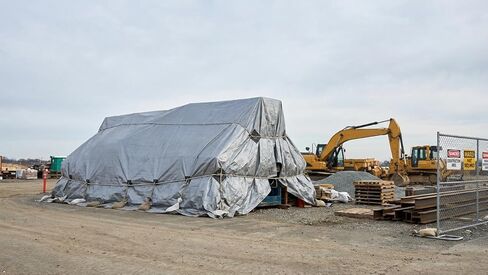 16 Mil Extra Thick Tarp 20x30 Ft | Premium Heavy Duty Waterproof | Universal Multi-Purpose Cover for Car, Boat, RV, Camping, Construction & Home Use in Saudi Arabia