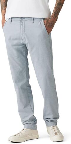 Levi's® XX Standard Taper Chino Olive Night 30 30 in Saudi Arabia