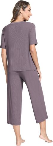 GYS Bamboo Viscose Sleep Sets for Women Short Sleeve V-Neck Top and Capri Pants Pajama Sets in Saudi Arabia