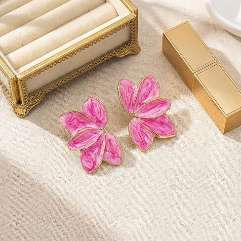 أقراط على شكل زهرة للنساء، بتلات زهور أرجوانية فنية غير لامعة، خفيفة الوزن وأنيقة غير منتظمة لحفلات الزفاف والحفلات الراقصة in Kuwait