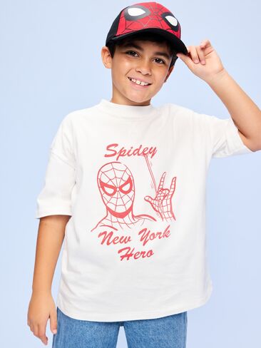 تي شيرت برسومات كبيرة الحجم للأولاد من Old Navy x Marvel Spider-Man - زنابق بيضاء in Saudi Arabia