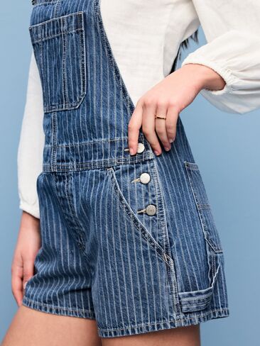 Old Navy Baggy Shortalls - Tannery Row in Saudi Arabia
