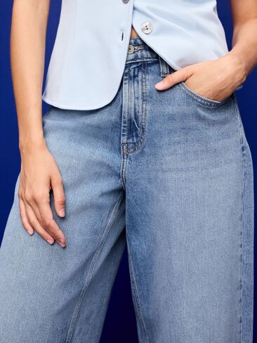 بنطال جينز Old Navy واسع الخصر وفضفاض وواسع - زهراء in Saudi Arabia