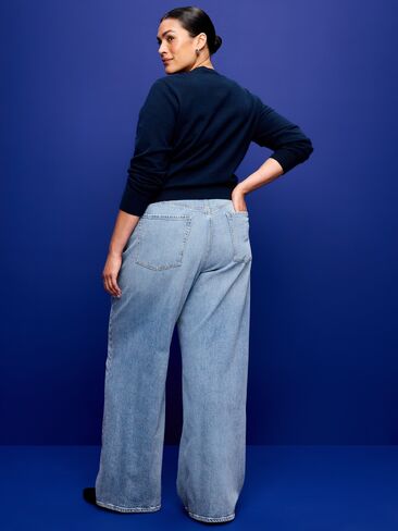 بنطال جينز Old Navy واسع الخصر وفضفاض وواسع - زهراء in Saudi Arabia