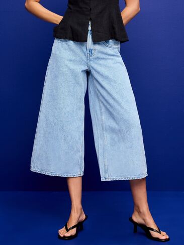 بنطلون فضفاض متوسط ​​الارتفاع من Old Navy - أميليا in Saudi Arabia