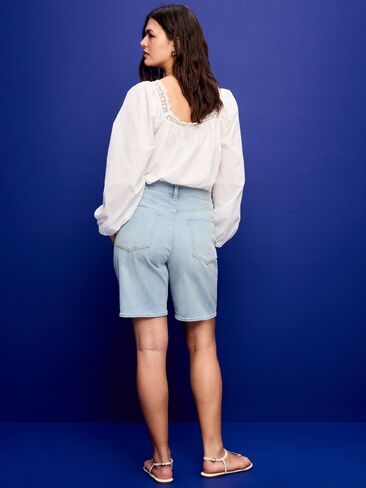 Old Navy High-Waisted Wow Jean Shorts -- 9-inch inseam - Nova in Saudi Arabia