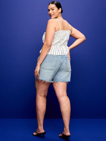 شورت جينز فضفاض عالي الخصر من Old Navy - درزة داخلية 5 بوصة - Riley Repair in Saudi Arabia