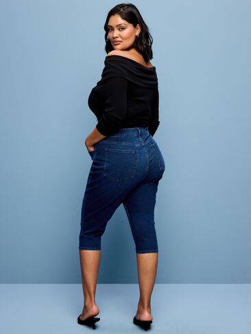 Old Navy High-Waisted Wow Capri Jeans - Dark Wash in Saudi Arabia