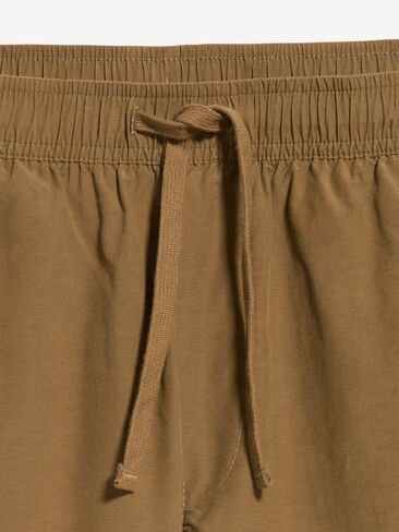 شورت Old Navy Solid Jogger -- درزة داخلية 5 بوصة - كاكي داكن in Saudi Arabia