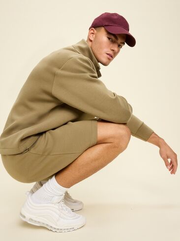 شورت Old Navy Bounce Fleece فضفاض - درزة داخلية 8 بوصة - KOMBU in Saudi Arabia