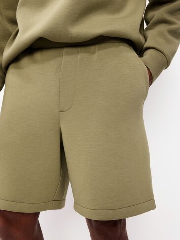 شورت Old Navy Bounce Fleece فضفاض - درزة داخلية 8 بوصة - KOMBU in Saudi Arabia