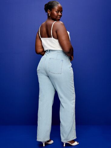 Old Navy Curvy Extra High-Waisted Scalloped Wide-Leg Jeans - Felippa in Saudi Arabia