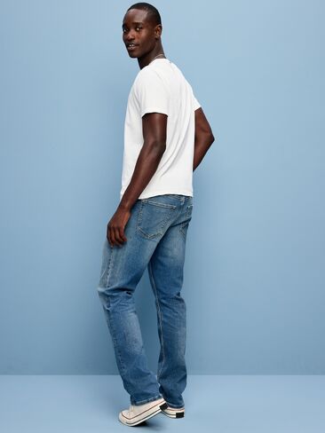 Old Navy Straight 360° Tech Stretch Performance Jeans - Medium Tint in Saudi Arabia