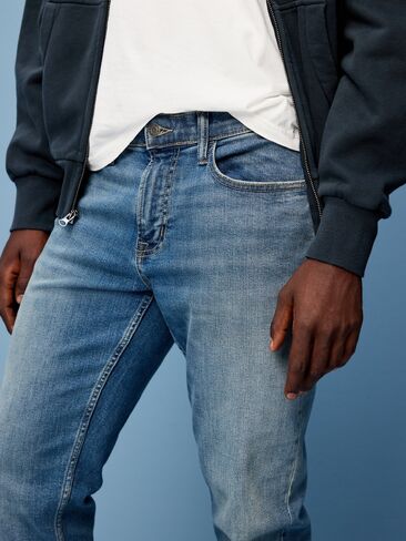 Old Navy Straight 360° Tech Stretch Performance Jeans - Medium Tint in Saudi Arabia