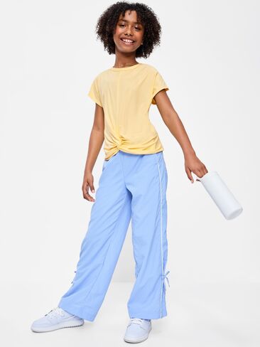 تيشيرت بعقدة امامية بأكمام قصيرة للبنات من Old Navy CloudMotion - كول اللوز in Saudi Arabia