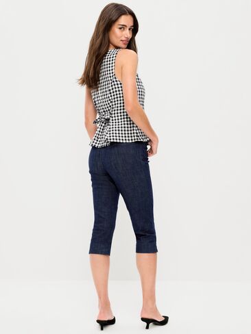 بنطال كابري بيكسي بخصر عالٍ من Old Navy - لون داكن مغسول in Saudi Arabia