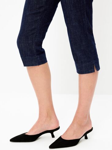 بنطال كابري بيكسي بخصر عالٍ من Old Navy - لون داكن مغسول in Saudi Arabia