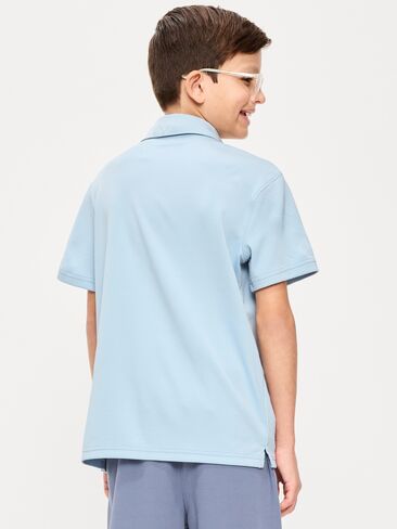 قميص بولو شبكي بأكمام قصيرة من Old Navy للأولاد - CHAMBRAY SKY in Saudi Arabia
