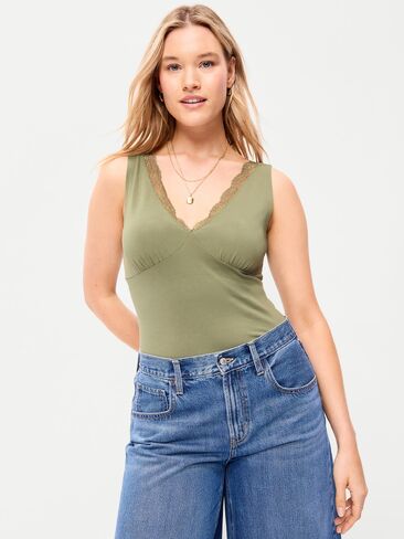 بلوزة Old Navy بدون أكمام برقبة على شكل حرف V وأطراف دانتيل - أرض عارية in Kuwait