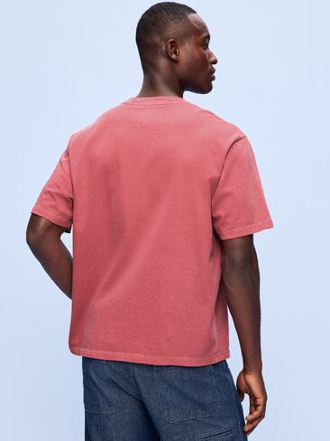 تي شيرت برسوم ثقيل الوزن للرجال من Old Navy Old Navy x Marvel Spider-Man Boxy - مانزانيتا in Saudi Arabia