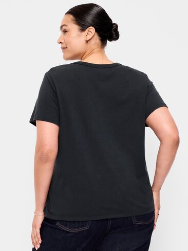 Old Navy EveryWear Crew-Neck Logo-Graphic T-Shirt - In the Navy in Saudi Arabia