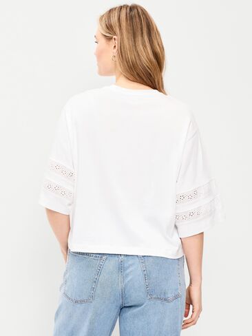 تي شيرت Old Navy Vintage برقبة دائرية وحواف من الدانتيل - Calla Lilies in Saudi Arabia