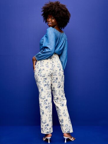 Old Navy Curvy High-Waisted OG Loose Jeans - Blue Floral in Saudi Arabia