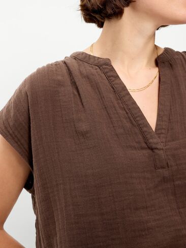 قميص بوبوفر من الشاش المجعد بأكمام قصيرة من Old Navy - بيبركورن in Saudi Arabia