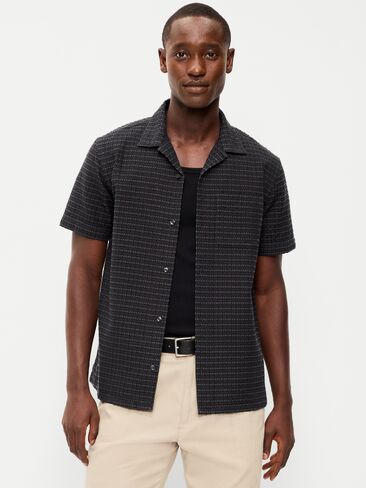 Old Navy Short-Sleeve Textured Jacquard Camp Shirt - Black Jacquard in Saudi Arabia
