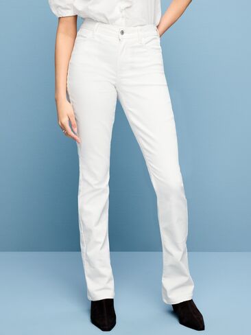 بنطال جينز Old Navy متوسط ​​الارتفاع Wow-Cut - كالا ليلي أبيض in Kuwait