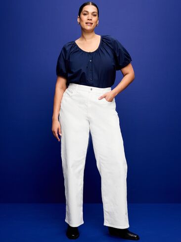 Old Navy High-Waisted Wow Wide-Leg Jeans - Calla Lily White in Saudi Arabia