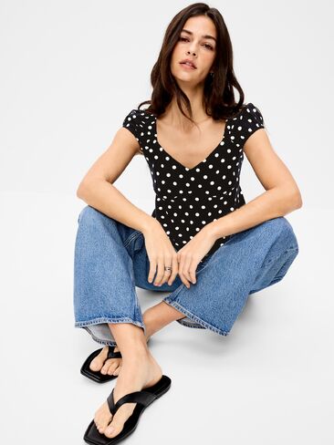 Old Navy Fitted Cap-Sleeve Top - Polka Dot in Saudi Arabia