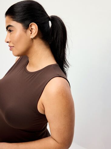 Old Navy StudioSmooth Base Layer Tank Top - BLACK COFFEE in Saudi Arabia
