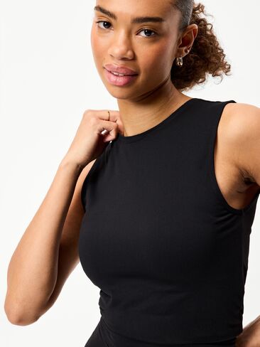 Old Navy StudioSmooth Base Layer Tank Top - Black Jack in Saudi Arabia