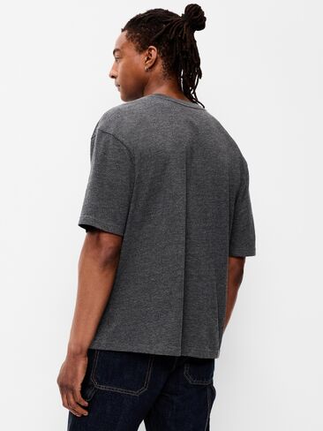 Old Navy Heavyweight Pocket T-Shirt - Charcoal in Saudi Arabia