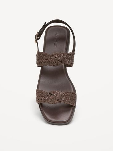 Old Navy Raffia Sandals for Women - Chocolate in Saudi Arabia