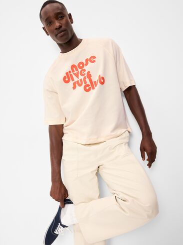 سويت شيرت فضفاض راجلان قصير من Old Navy - Creme De La Creme in Saudi Arabia