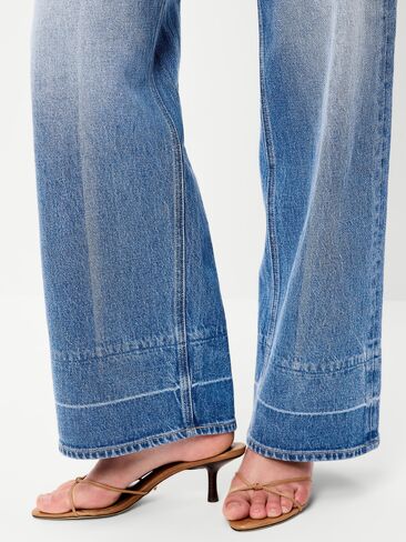 Old Navy Extra High-Waisted Wide-Leg Jeans - Medium Wash in Saudi Arabia