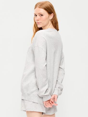 Old Navy SoComfy Oversized Crew-Neck Sweatshirt - Light Gray Heather in Saudi Arabia