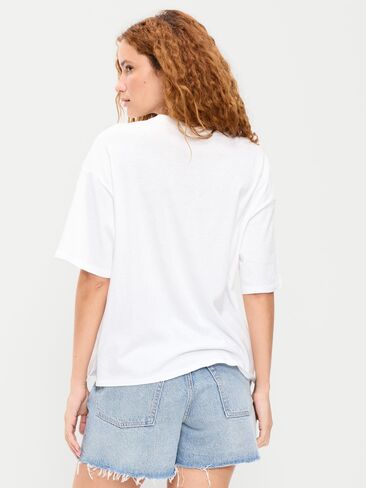 Old Navy Short-Sleeve Loose Crew-Neck T-Shirt - Calla Lilies in Saudi Arabia