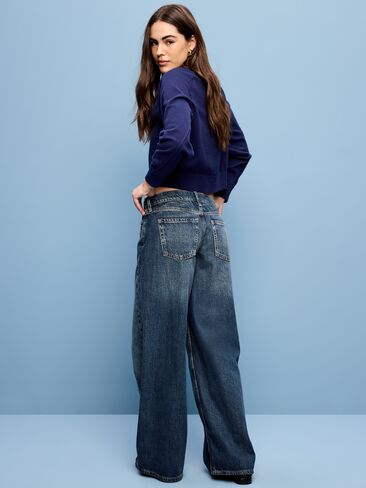 بنطال جينز Old Navy واسع الساق منخفض الارتفاع - فلوريس in Saudi Arabia