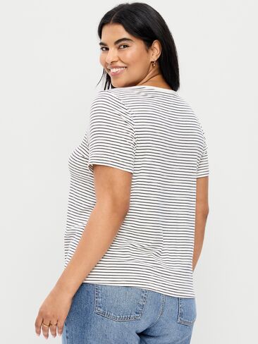 Old Navy Luxe V-Neck T-Shirt - Small Navy Stripe in Saudi Arabia