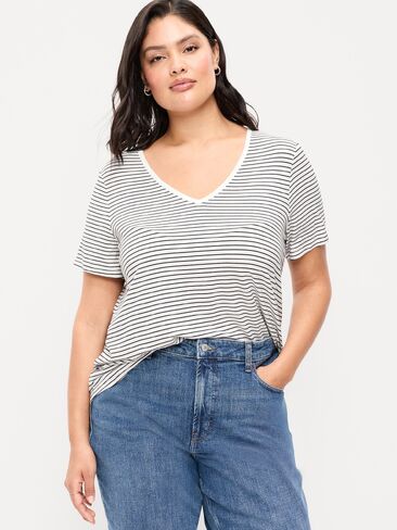 Old Navy Luxe V-Neck T-Shirt - Small Navy Stripe in Saudi Arabia