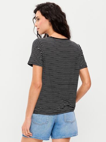 تي شيرت Old Navy Luxe برقبة دائرية - شريط أسود/أبيض in Kuwait