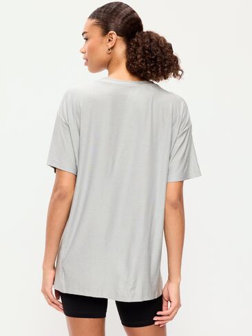 Old Navy CloudMotion Short-Sleeve Tunic - Cloud Cover in Saudi Arabia