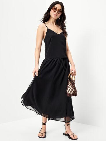 Old Navy Chiffon Drop-Waist Maxi Dress - Black Jack in Saudi Arabia
