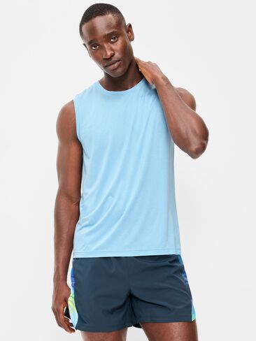 دبابة Old Navy CloudMotion - أمطار باردة in Kuwait