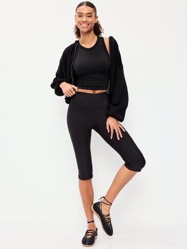 بلوزة قصيرة برقبة عالية بدون خياطة من Old Navy - بلاك جاك in Saudi Arabia