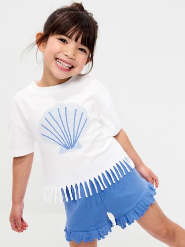 تي شيرت Old Navy بأكمام قصيرة وبرسومات جرافيك للفتيات الصغيرات - زنابق بيضاء in Saudi Arabia